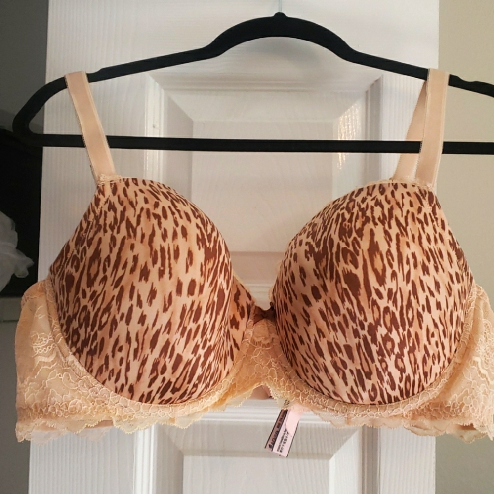 Victoria Secret Leopard and Lace Bra